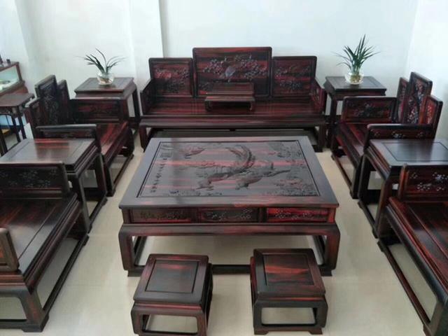 大红酸枝红木家具价格高不可攀