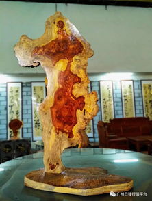 日锋刺猬紫檀工艺品 红木家具的艺术与传承