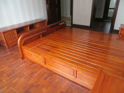 禧韵珑红木家具 缅花双人床与家具制品的匠心之选