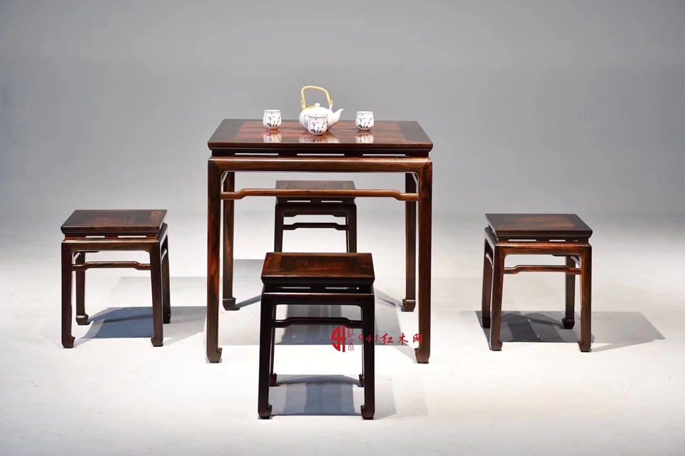 古典红木家具与中国传统文化关系密切